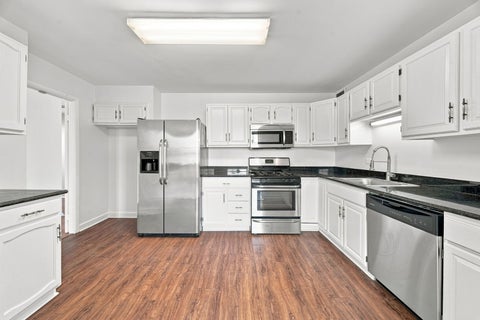 Tiny photo for 5201 S Cornell Avenue #4C, Chicago, IL 60615 (MLS # 12724134)