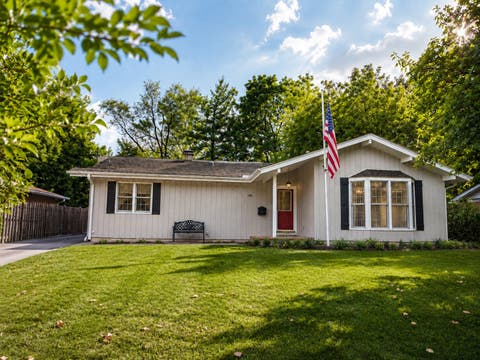Photo of 136 E Kimball Avenue, Woodstock, IL 60098 (MLS # 12718520)