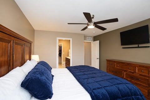 Tiny photo for 667 Anchorage Court, Pingree Grove, IL 60140 (MLS # 12773351)
