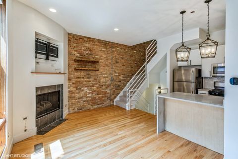 Tiny photo for 1724 N Winnebago Avenue #B, Chicago, IL 60647 (MLS # 12436861)