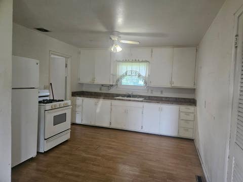 Tiny photo for 208 W 18th Street, Rock Falls, IL 61071 (MLS # 12741285)