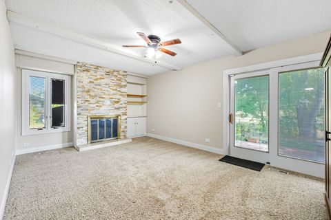 Tiny photo for 1189 Grissom Trail, Elk Grove Village, IL 60007 (MLS # 12465885)