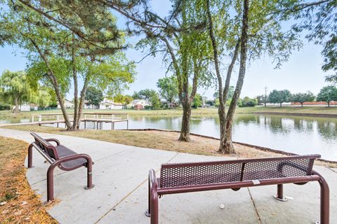 Tiny photo for 1189 Grissom Trail, Elk Grove Village, IL 60007 (MLS # 12465885)