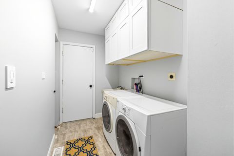 Tiny photo for 1189 Grissom Trail, Elk Grove Village, IL 60007 (MLS # 12465885)