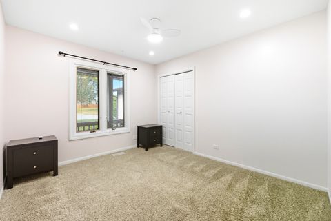 Tiny photo for 1189 Grissom Trail, Elk Grove Village, IL 60007 (MLS # 12465885)