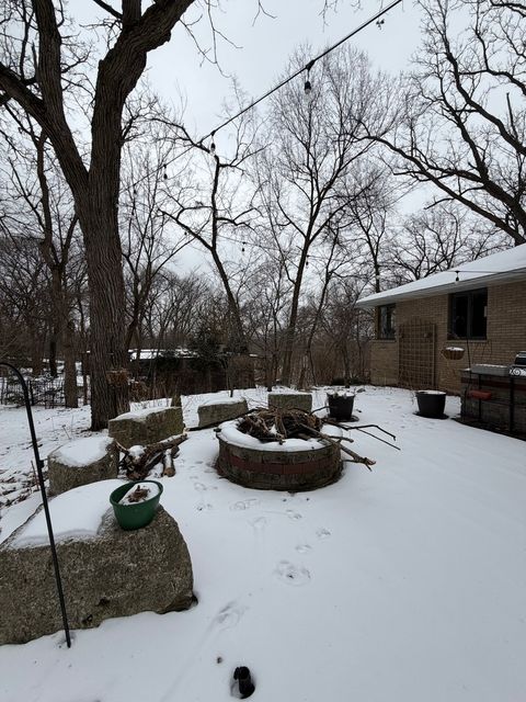 Tiny photo for 501 Glenwood Trail, Elgin, IL 60120 (MLS # 12559613)