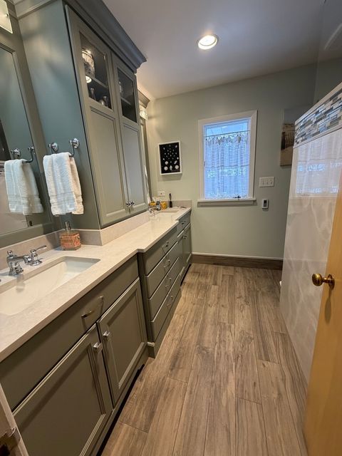 Tiny photo for 501 Glenwood Trail, Elgin, IL 60120 (MLS # 12559613)