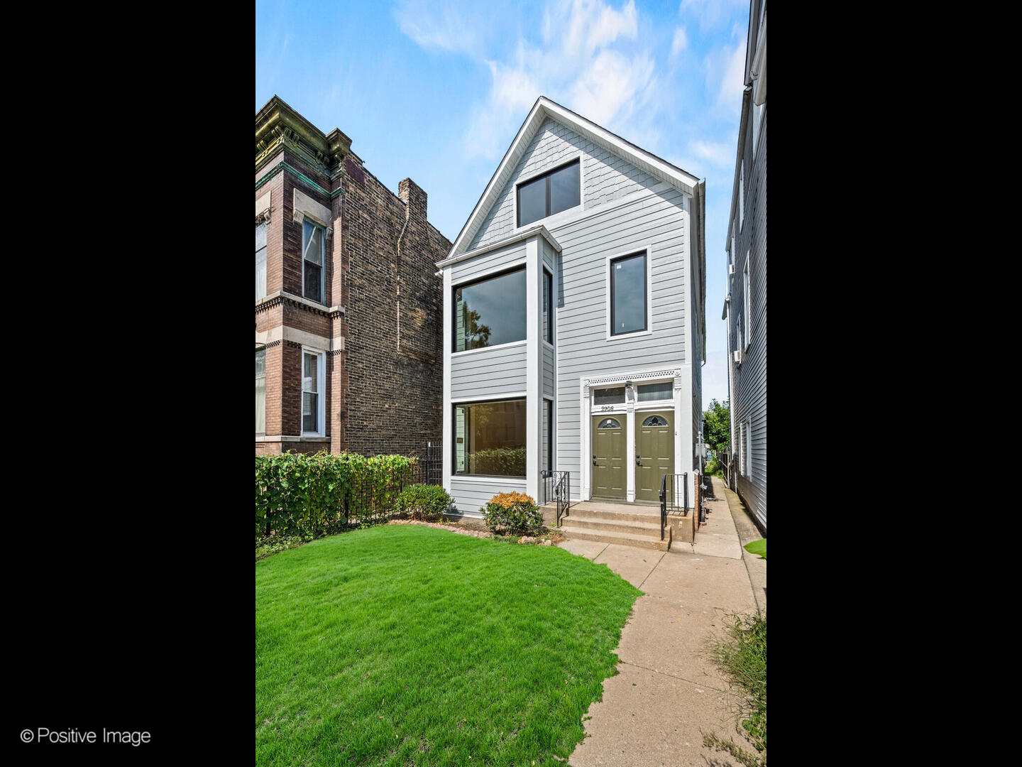 2908 W Mclean Avenue 1