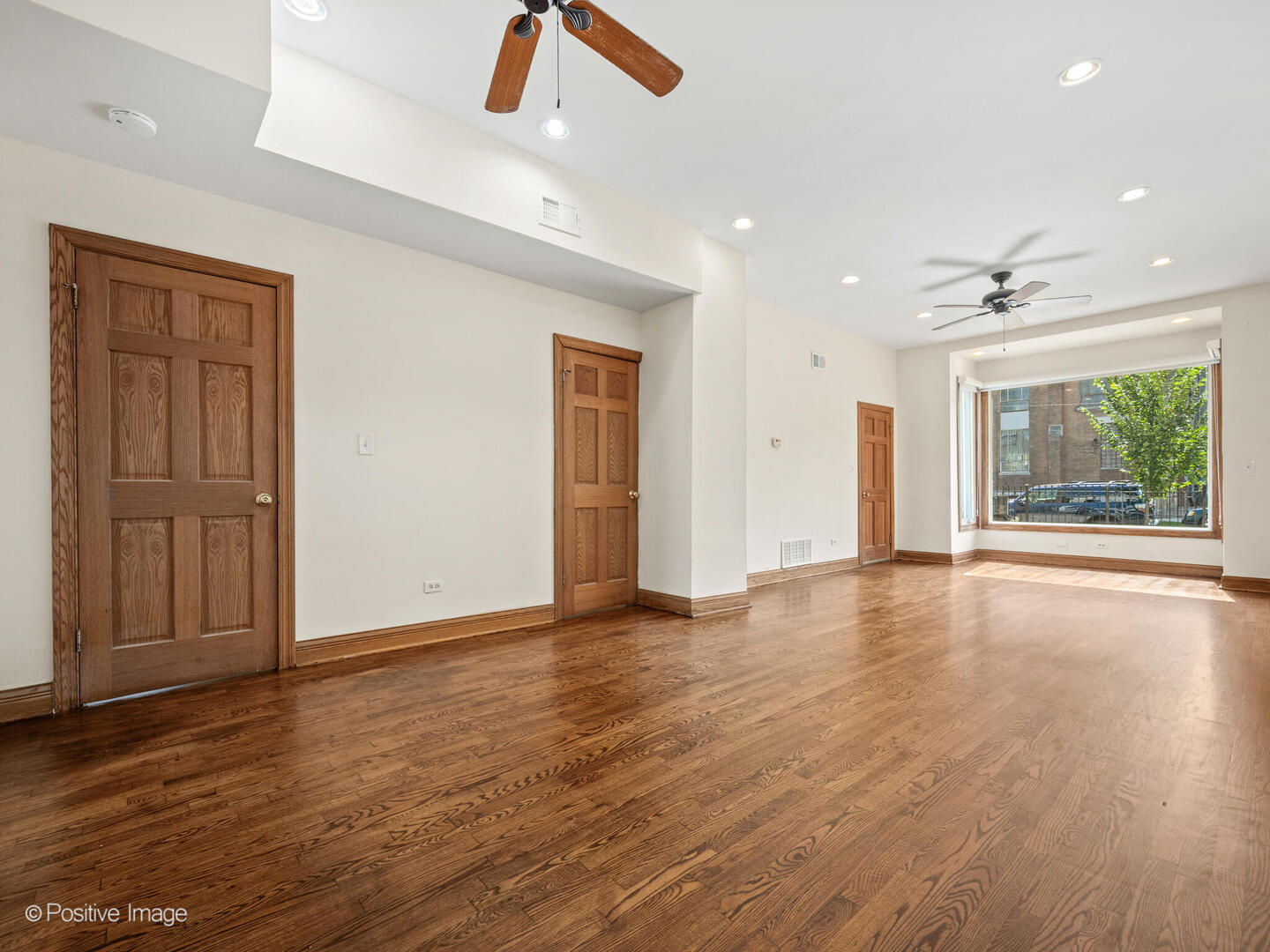 2908 W Mclean Avenue 1