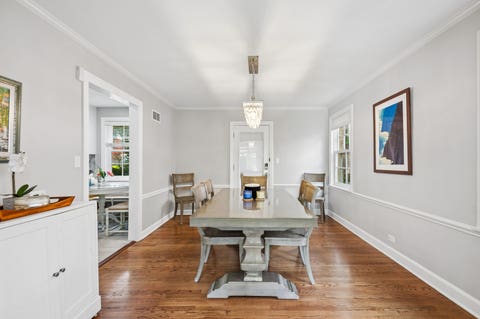 Tiny photo for 6669 N Sioux Avenue, Chicago, IL 60646 (MLS # 12702329)