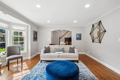 Tiny photo for 6669 N Sioux Avenue, Chicago, IL 60646 (MLS # 12702329)