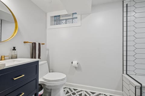 Tiny photo for 6669 N Sioux Avenue, Chicago, IL 60646 (MLS # 12702329)