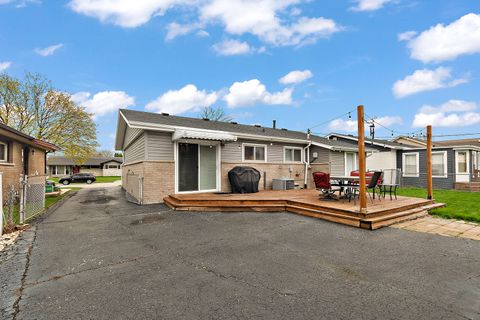 Tiny photo for 6721 165th Place, Tinley Park, IL 60477 (MLS # 12617707)