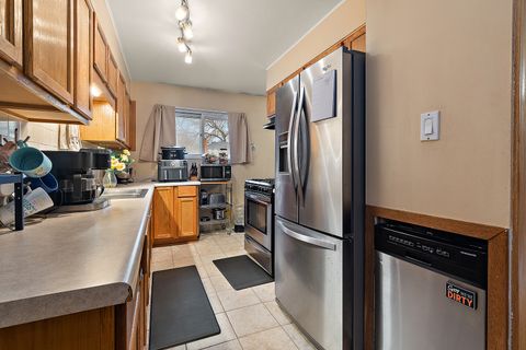 Tiny photo for 6721 165th Place, Tinley Park, IL 60477 (MLS # 12617707)