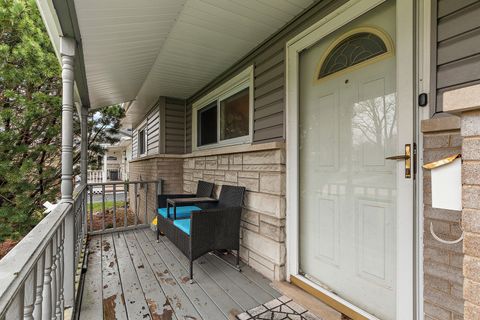 Tiny photo for 6721 165th Place, Tinley Park, IL 60477 (MLS # 12617707)