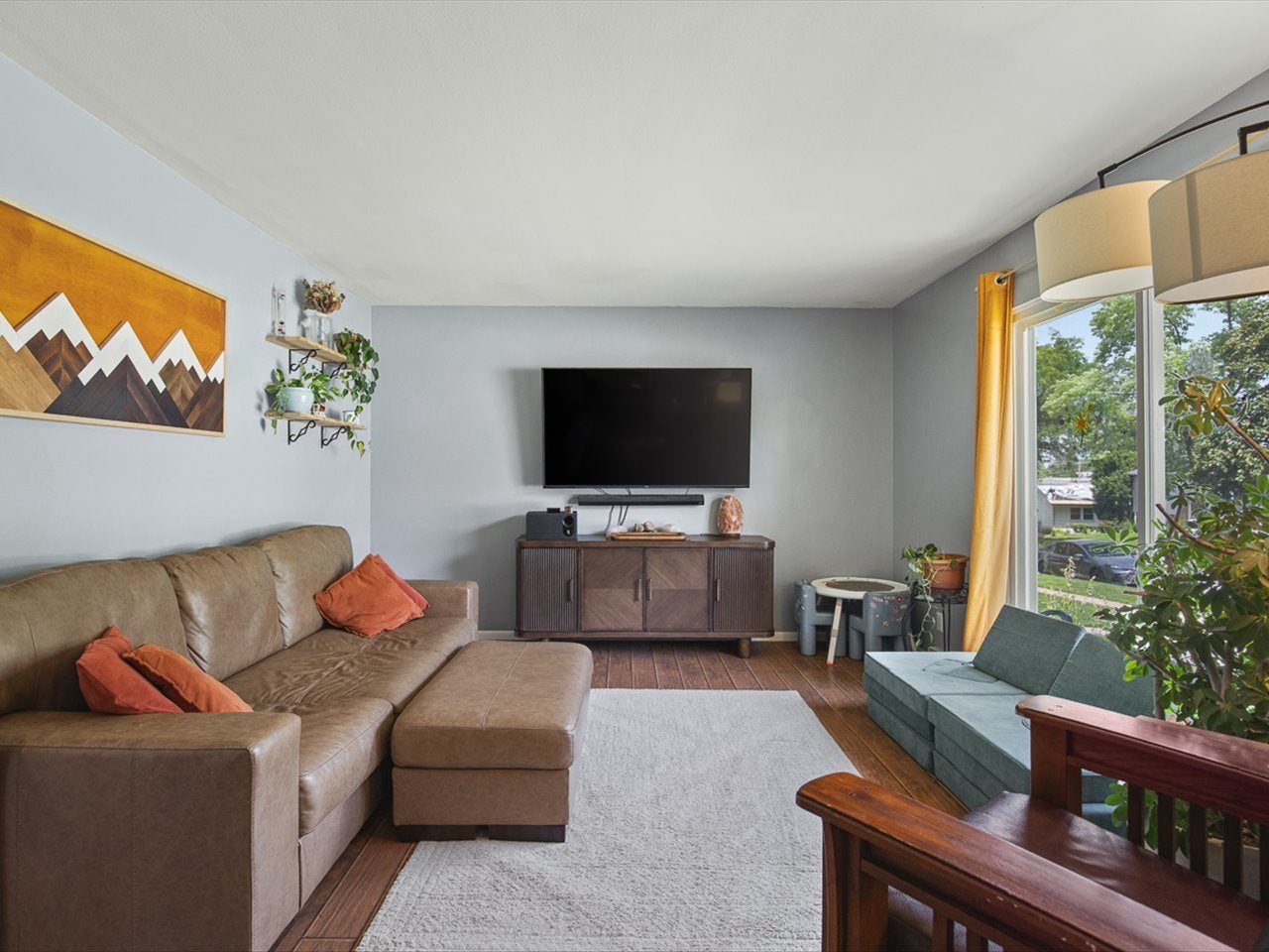 4722 Cheshire Place
