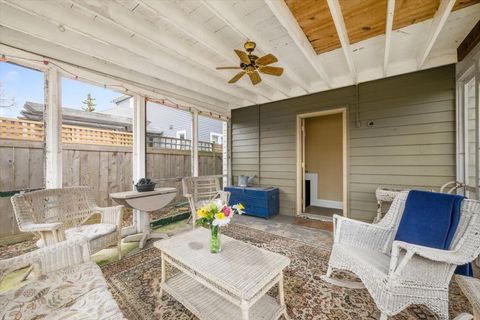 Tiny photo for 1324 Hickory Street, Waukegan, IL 60085 (MLS # 12604510)