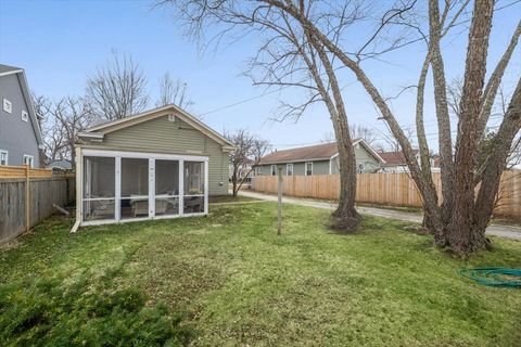 Tiny photo for 1324 Hickory Street, Waukegan, IL 60085 (MLS # 12604510)