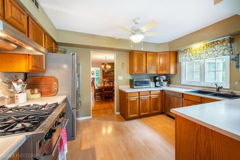 Tiny photo for 7108 Red Barn Road, Crystal Lake, IL 60012 (MLS # 12670127)