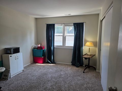 Tiny photo for 712 W HIGHLAND Avenue #4, Elgin, IL 60123 (MLS # 12468965)