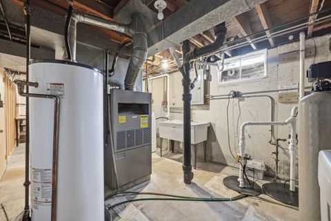 Tiny photo for 203 Fairview Drive, St. Charles, IL 60174 (MLS # 12588204)