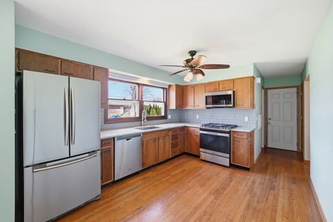 Tiny photo for 203 Fairview Drive, St. Charles, IL 60174 (MLS # 12588204)