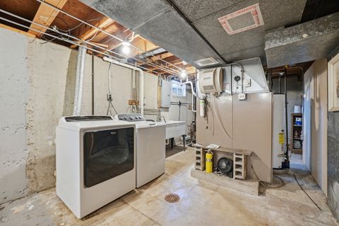 Tiny photo for 203 Fairview Drive, St. Charles, IL 60174 (MLS # 12588204)