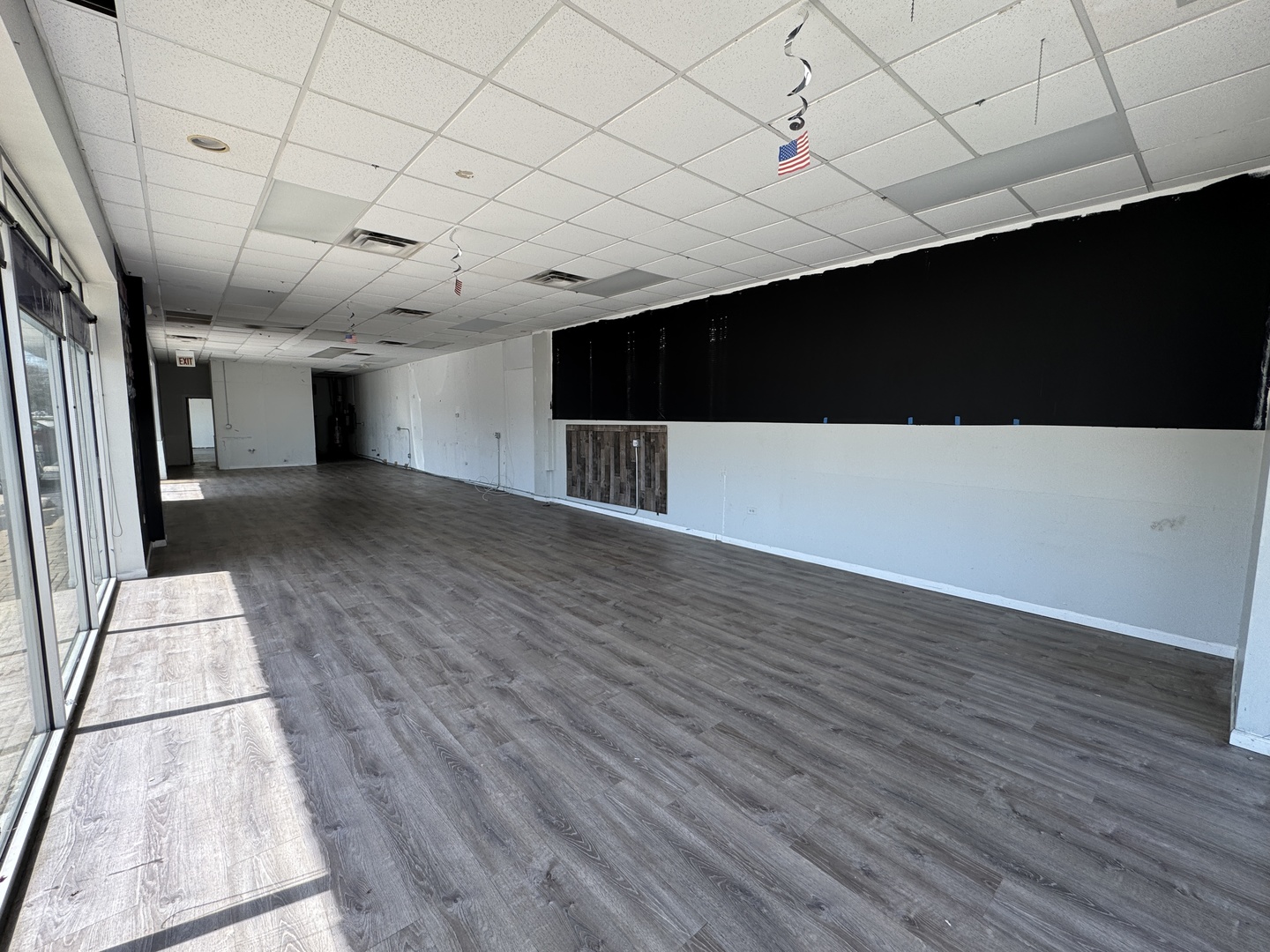 12250 S Harlem Avenue