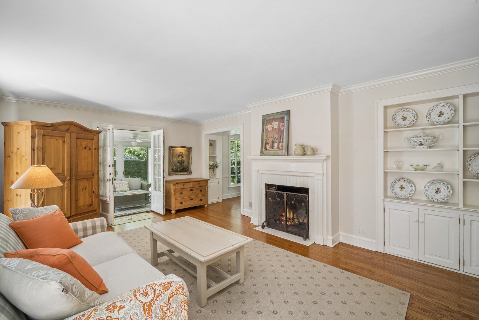 1342 Larrabee Lane