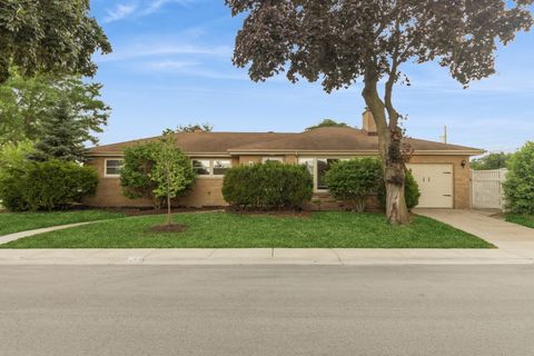 Photo of 5500 Harvard Terrace, Skokie, IL 60077 (MLS # 12481761)