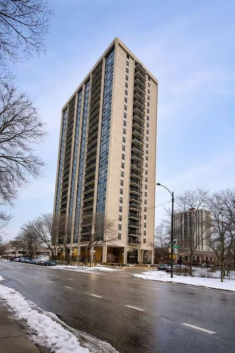 Photo of 2605 S Indiana Avenue #1107, Chicago, IL 60616 (MLS # 12561813)
