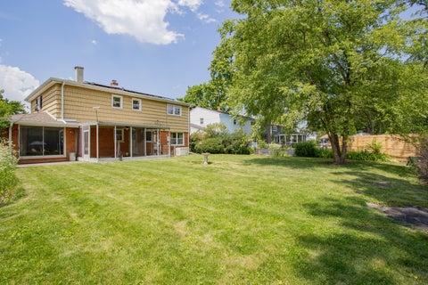 Tiny photo for 5 S Donald Avenue, Arlington Heights, IL 60004 (MLS # 12689715)