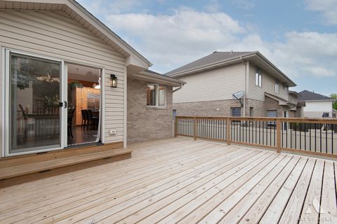 Tiny photo for 571 N Veterans Parkway, Addison, IL 60101 (MLS # 12601193)