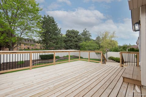 Tiny photo for 571 N Veterans Parkway, Addison, IL 60101 (MLS # 12601193)