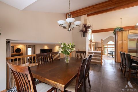 Tiny photo for 571 N Veterans Parkway, Addison, IL 60101 (MLS # 12601193)