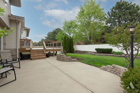 Tiny photo for 571 N Veterans Parkway, Addison, IL 60101 (MLS # 12601193)
