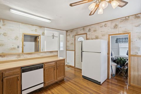 Tiny photo for 411 39th Street, Moline, IL 51265 (MLS # 12630889)