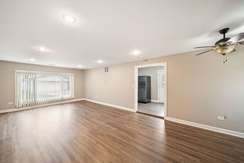 Tiny photo for 7949 Newland Avenue, Burbank, IL 60459 (MLS # 12552256)