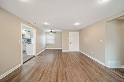 Tiny photo for 7949 Newland Avenue, Burbank, IL 60459 (MLS # 12552256)