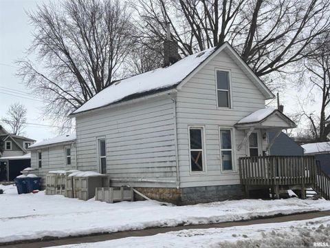 Tiny photo for 2231 PERSHING Boulevard, Clinton, IA 52732 (MLS # QC4270116)
