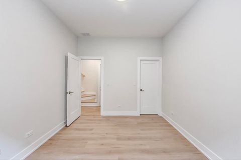 Tiny photo for 3339 N Ridgeway Avenue #1S, Chicago, IL 60618 (MLS # 12344339)