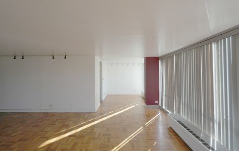 Tiny photo for 601 E 32nd Street #400, Chicago, IL 60616 (MLS # 12524217)