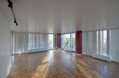 Tiny photo for 601 E 32nd Street #400, Chicago, IL 60616 (MLS # 12524217)