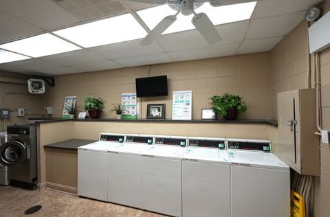 Tiny photo for 601 E 32nd Street #400, Chicago, IL 60616 (MLS # 12524217)