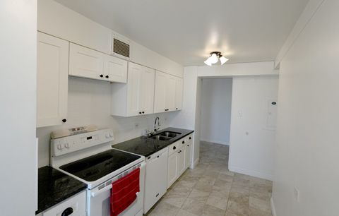 Tiny photo for 601 E 32nd Street #400, Chicago, IL 60616 (MLS # 12524217)
