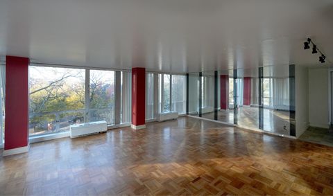 Tiny photo for 601 E 32nd Street #400, Chicago, IL 60616 (MLS # 12524217)