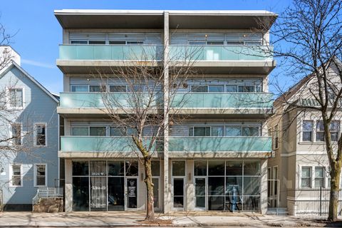 2624 W Armitage Avenue 4B Chicago IL 60647