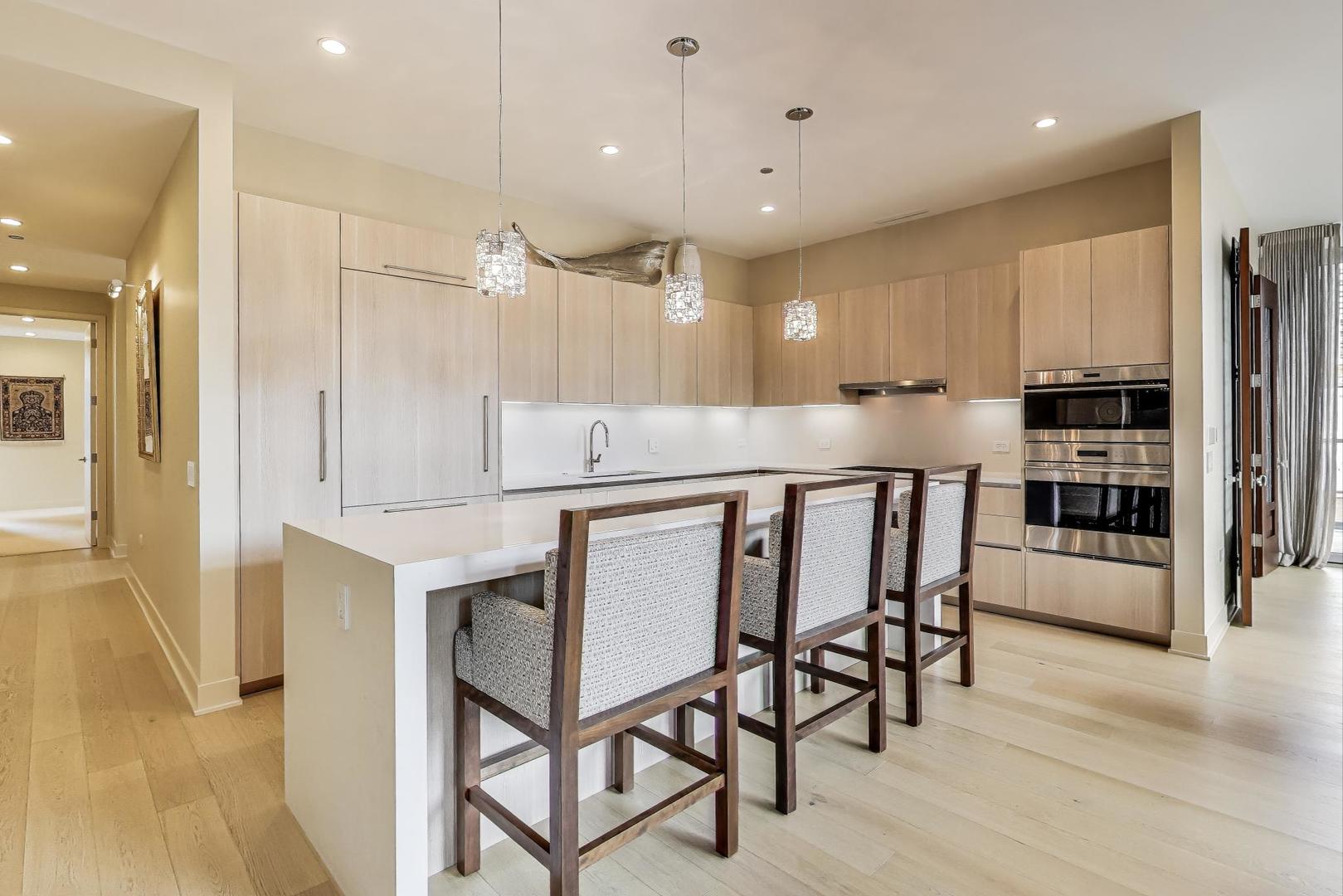 360 W Erie Street 7D
