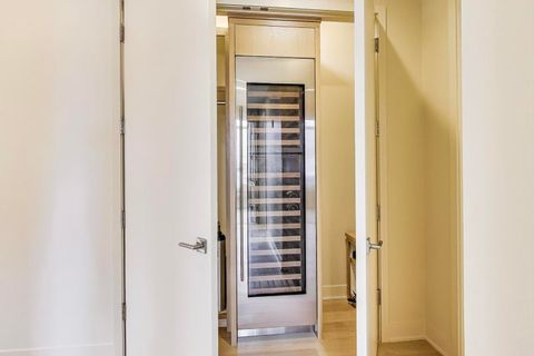 Tiny photo for 360 W Erie Street #7D, Chicago, IL 60654 (MLS # 12460330)