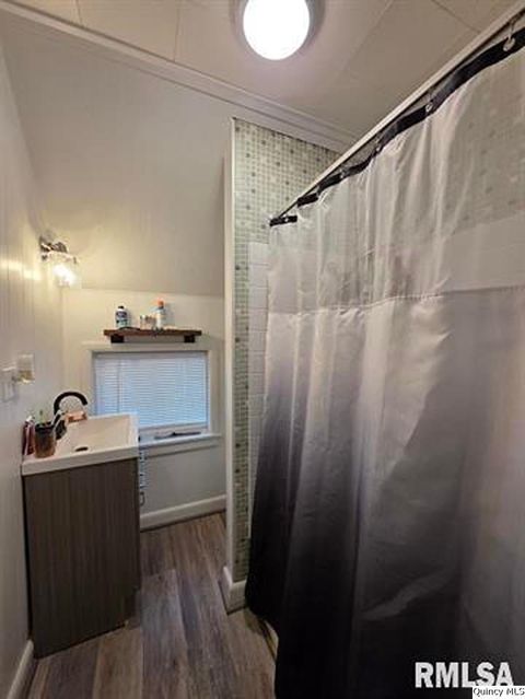 Tiny photo for 1431 Spruce Street, Quincy, IL 62301 (MLS # 12538604)